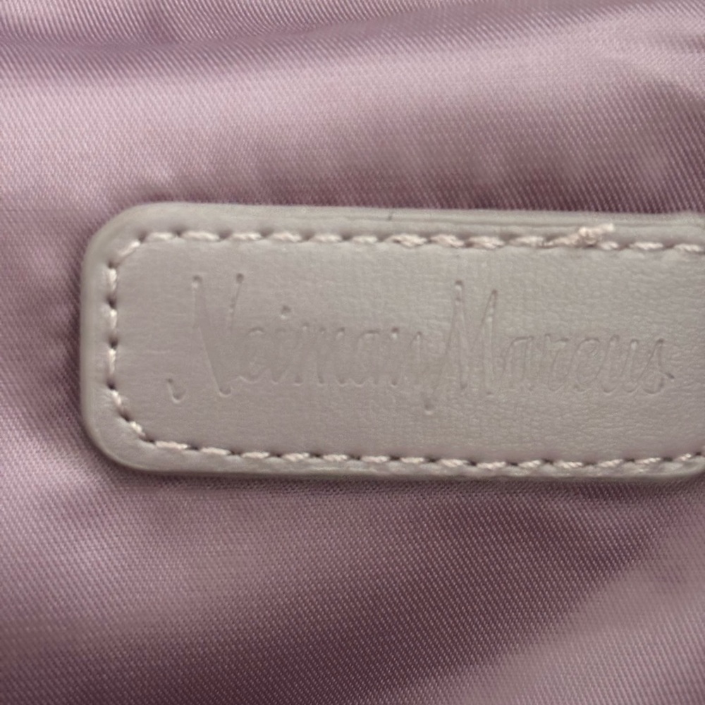 Vince CamupoNeiman Marcus Lavender Tote Bag with matching zip pouchMedium size - Picture 3 of 9